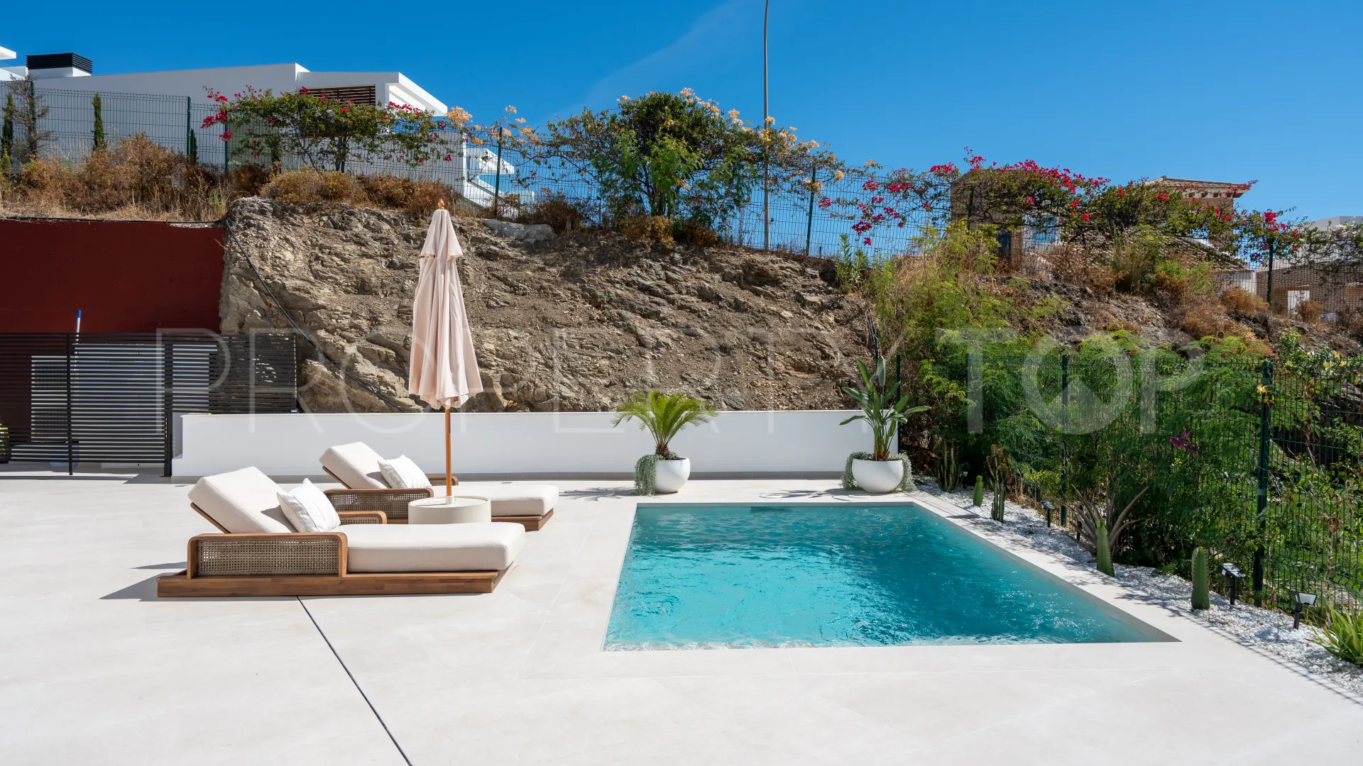 For sale town house in Benalmadena Costa