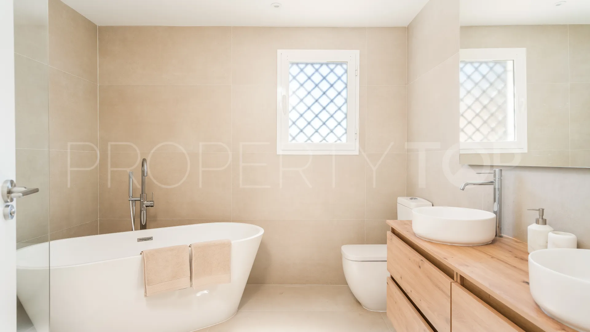 For sale town house in Benalmadena Costa