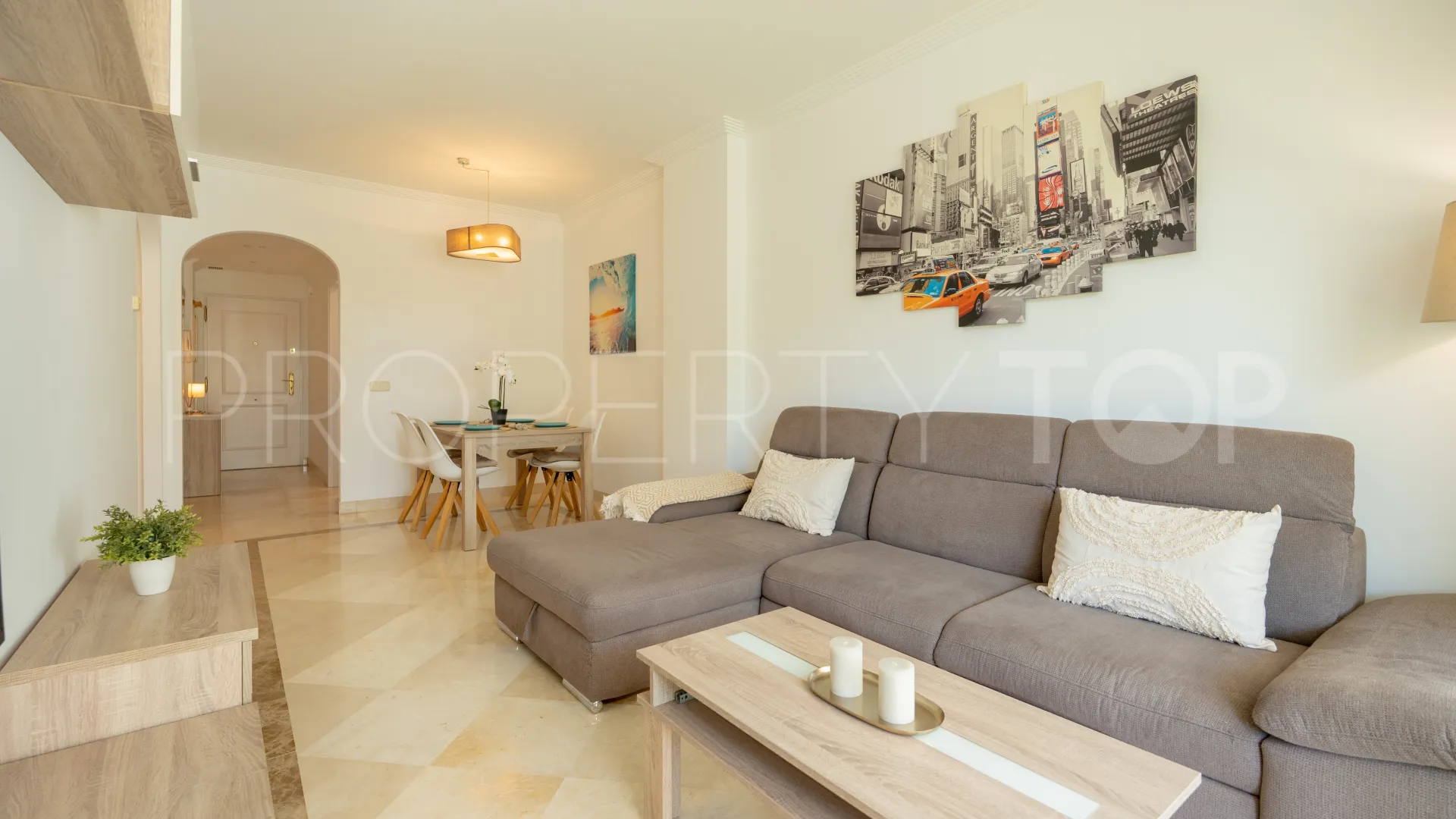 For sale ground floor apartment in Calanova Golf