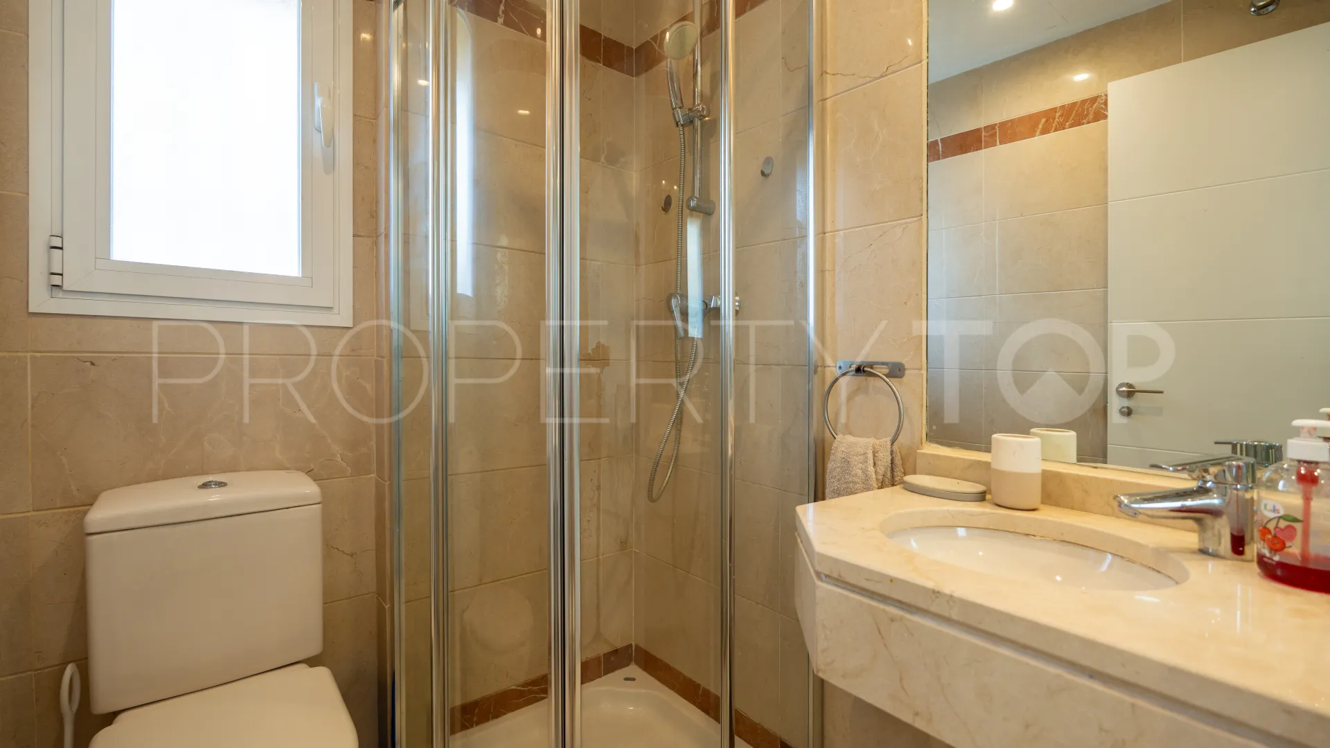 For sale ground floor apartment in Calanova Golf