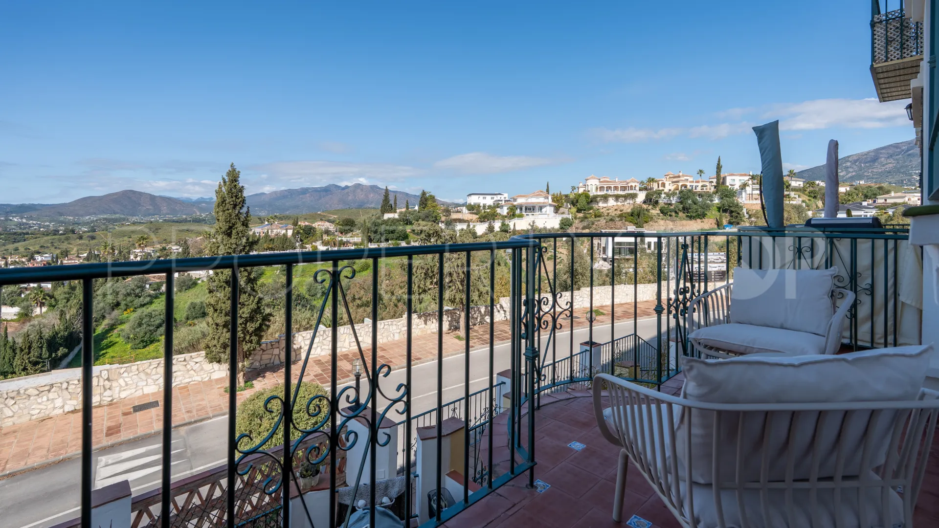 Mijas Golf, duplex con 2 dormitorios en venta