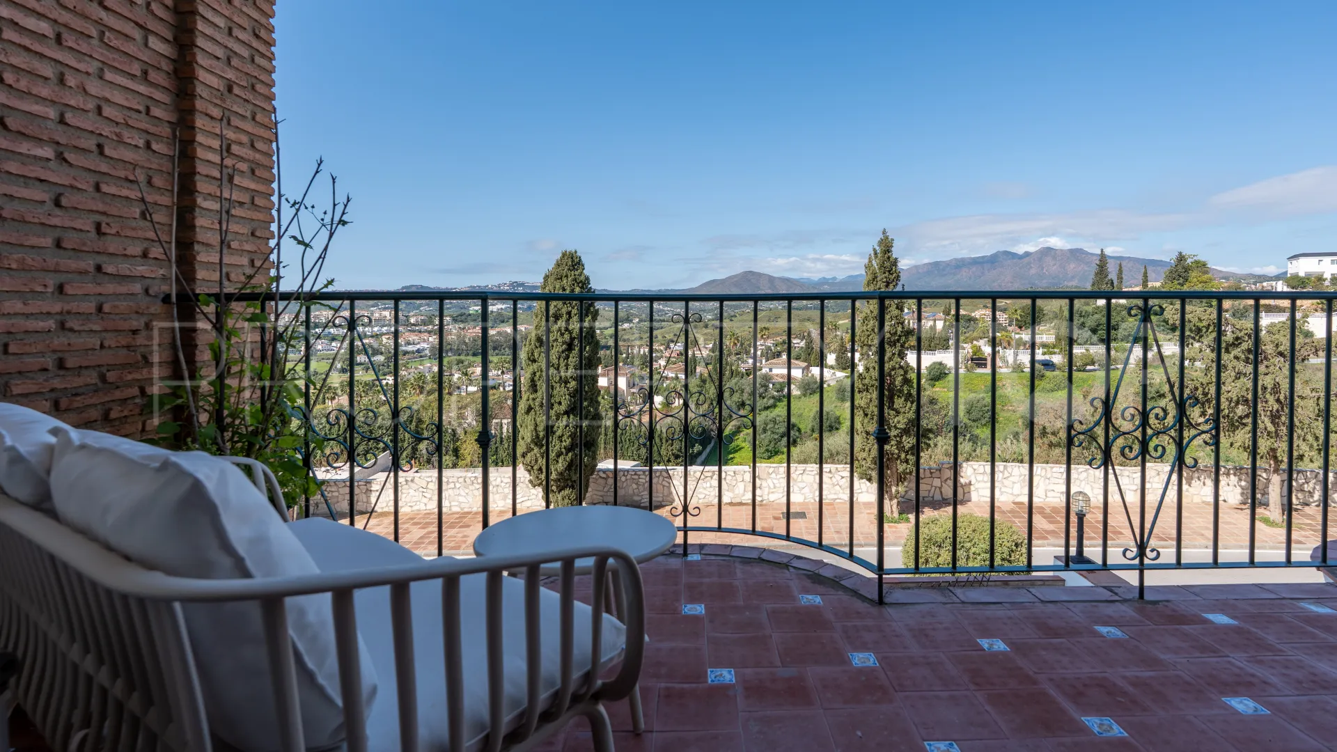 Mijas Golf, duplex con 2 dormitorios en venta