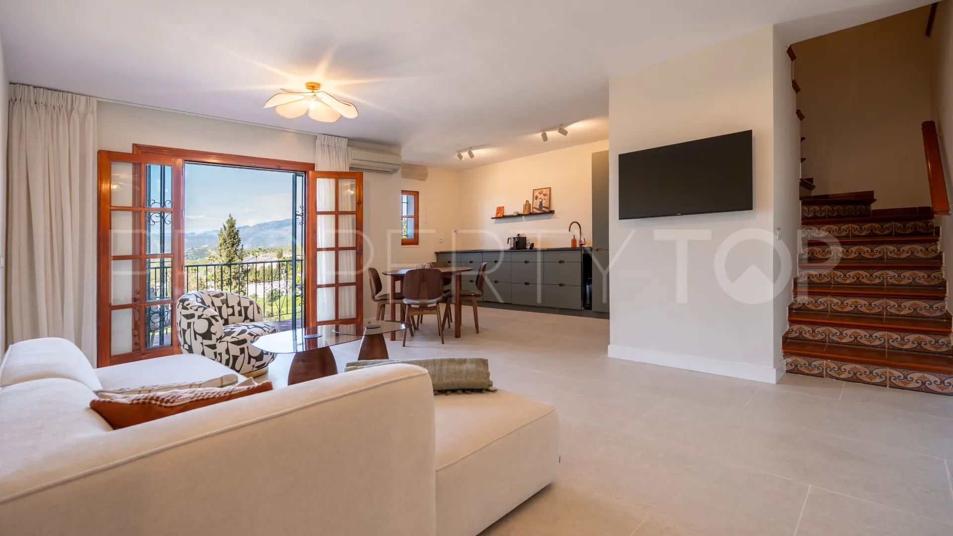 Mijas Golf, duplex con 2 dormitorios en venta