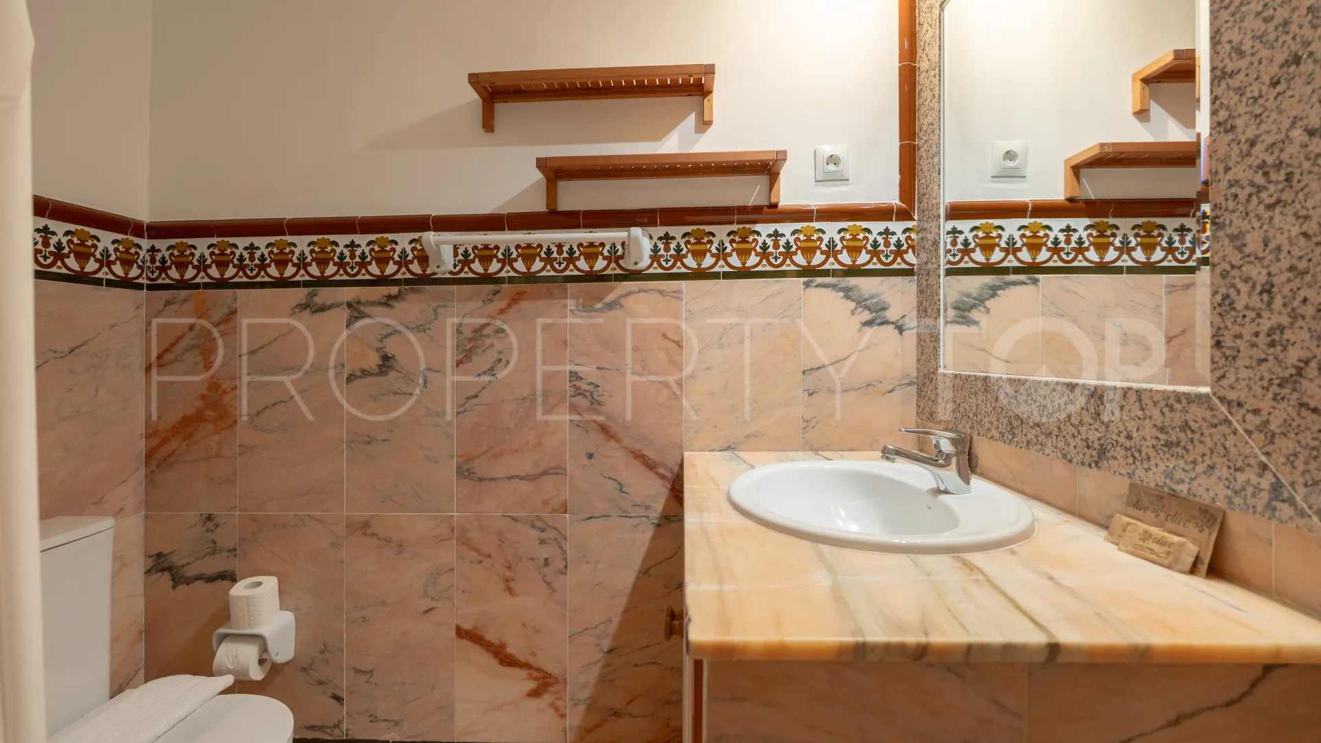 Mijas Golf, duplex con 2 dormitorios en venta