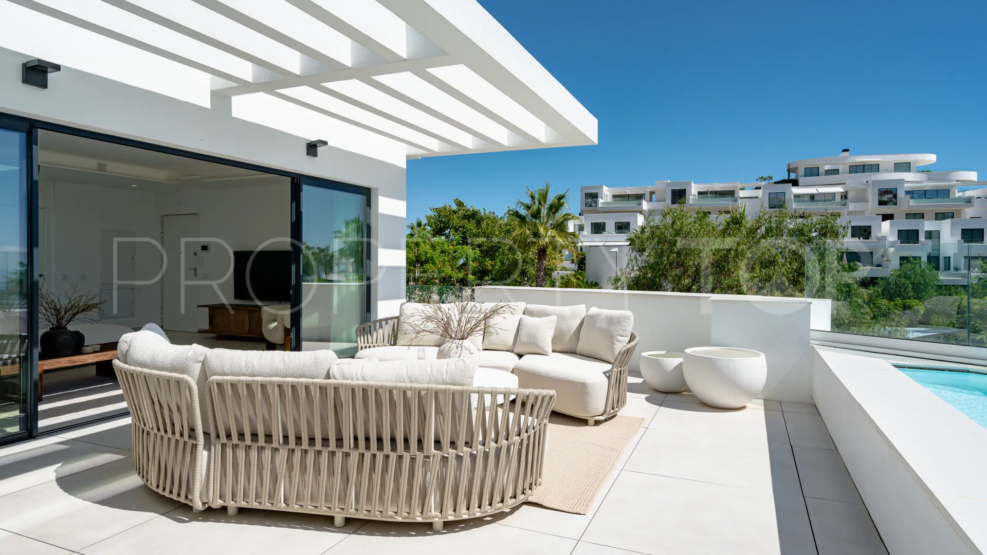 For sale apartment in Benalmadena Costa