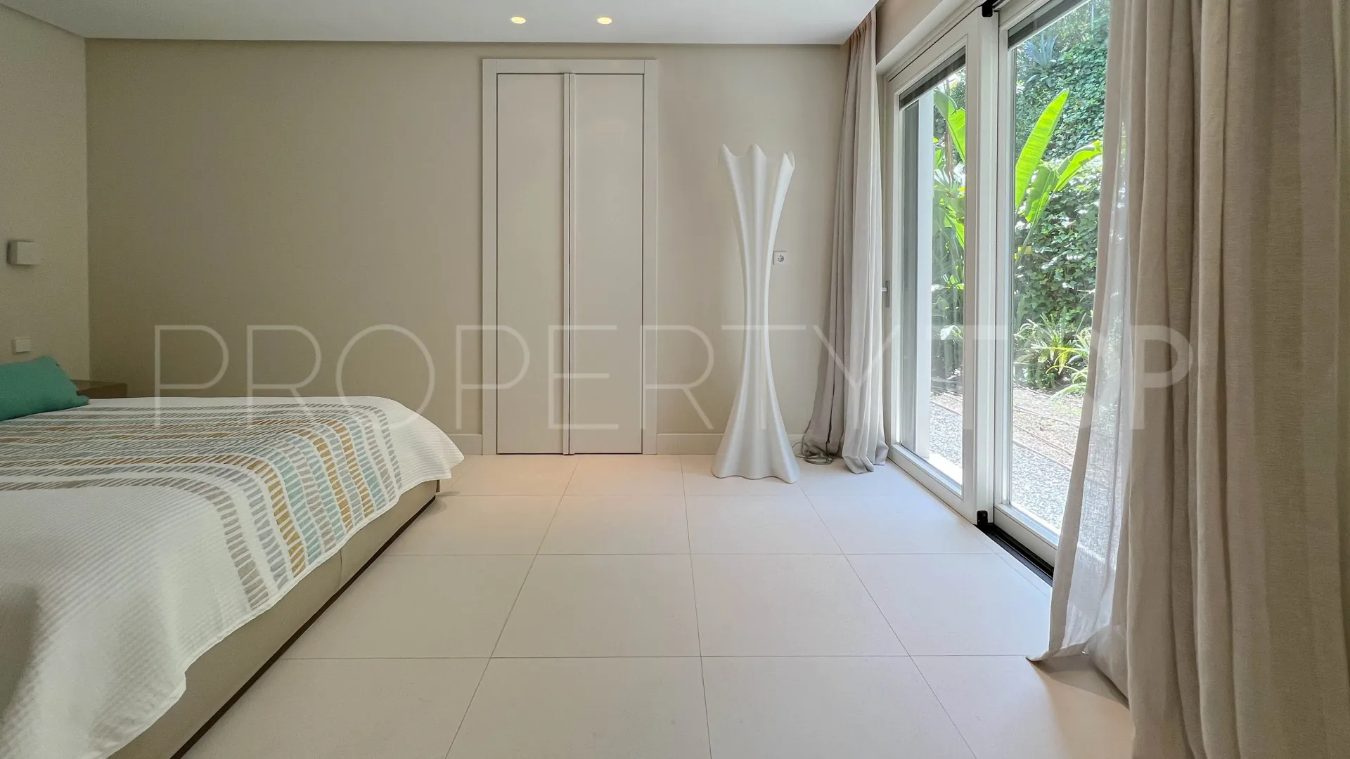 Villa for sale in La Zagaleta