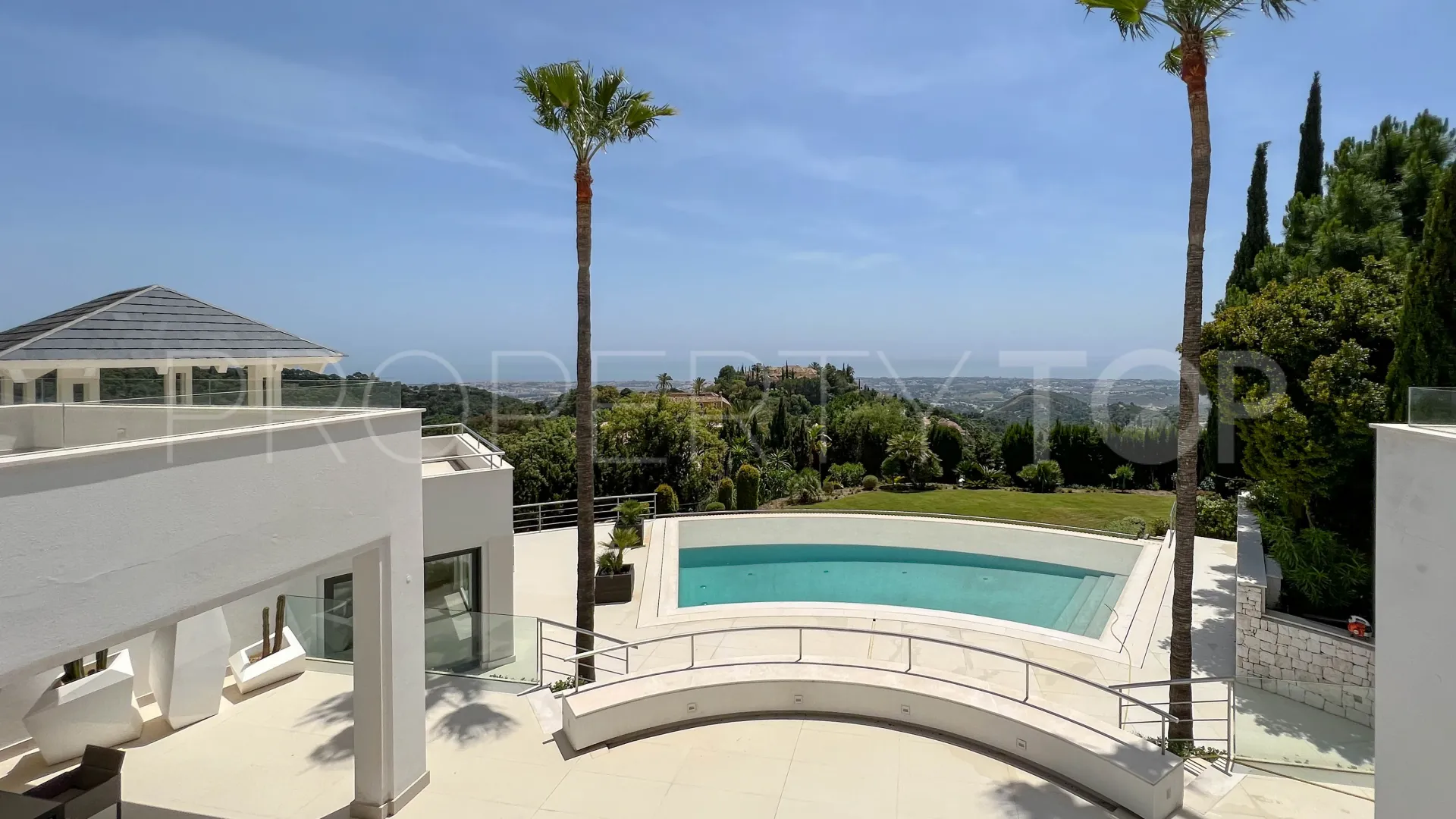 Villa for sale in La Zagaleta