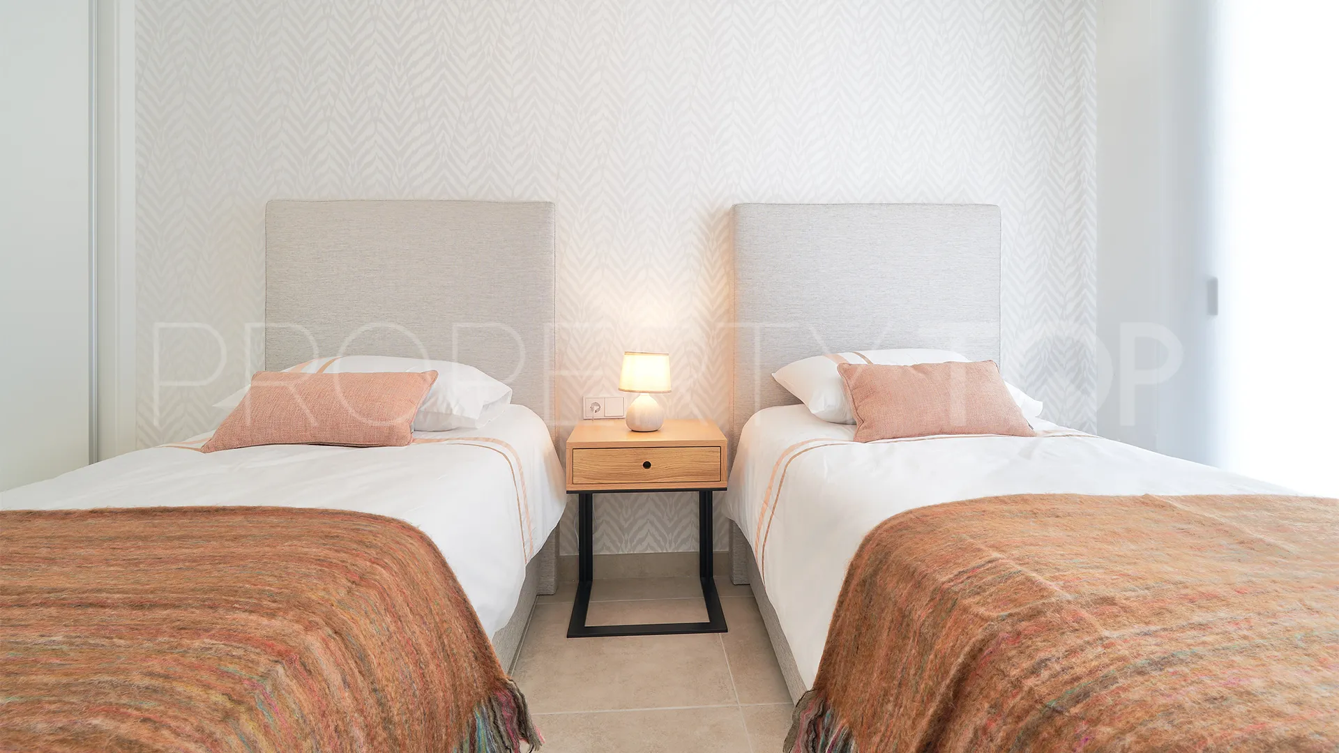 Buy Atalaya apartment with 3 bedrooms