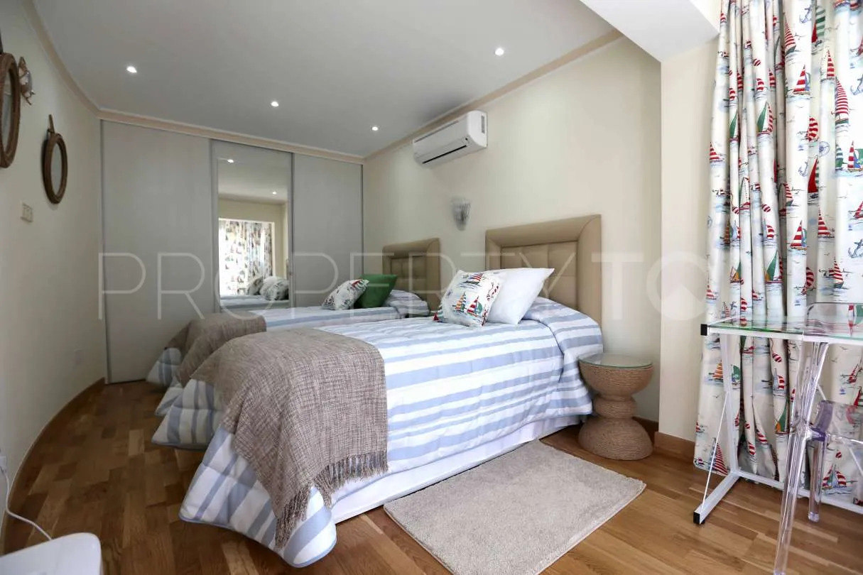 For sale San Pedro de Alcantara villa