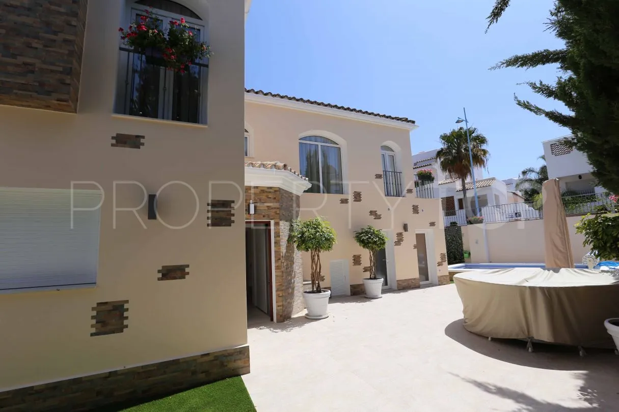 For sale San Pedro de Alcantara villa