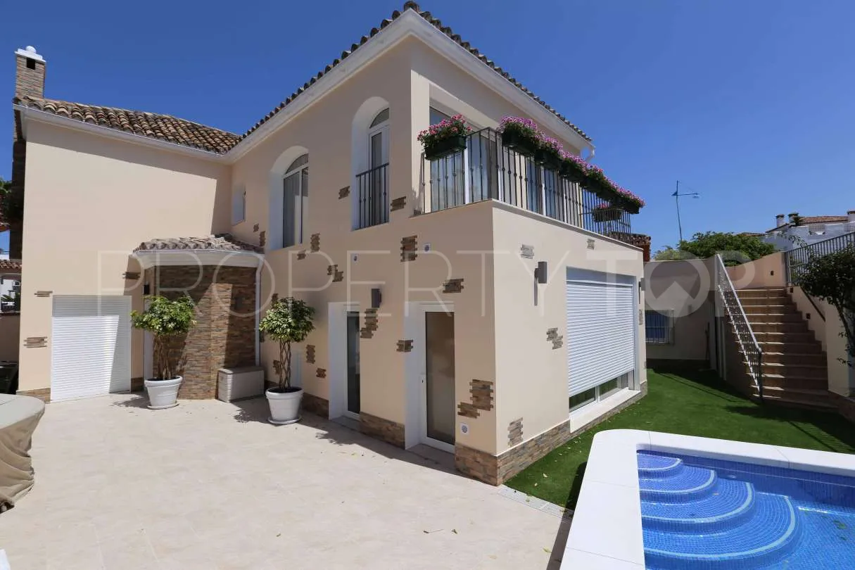 For sale San Pedro de Alcantara villa