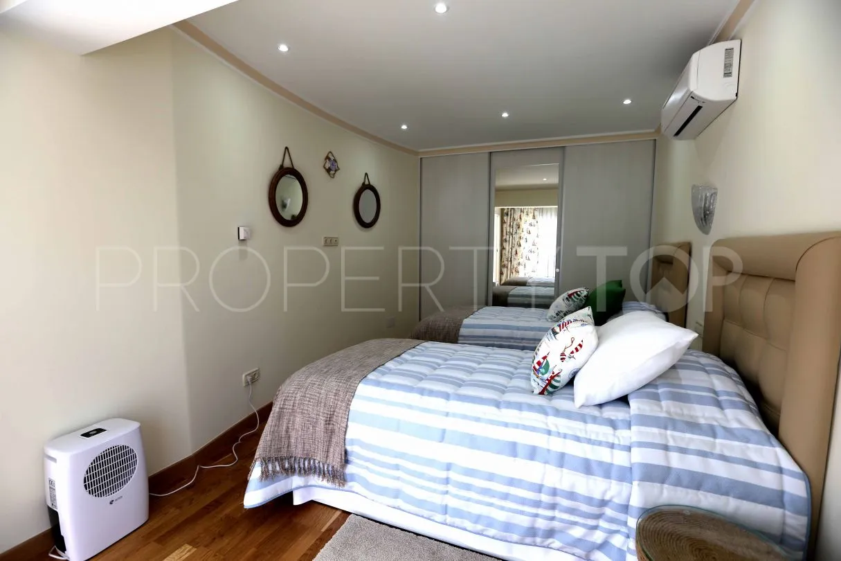 For sale San Pedro de Alcantara villa