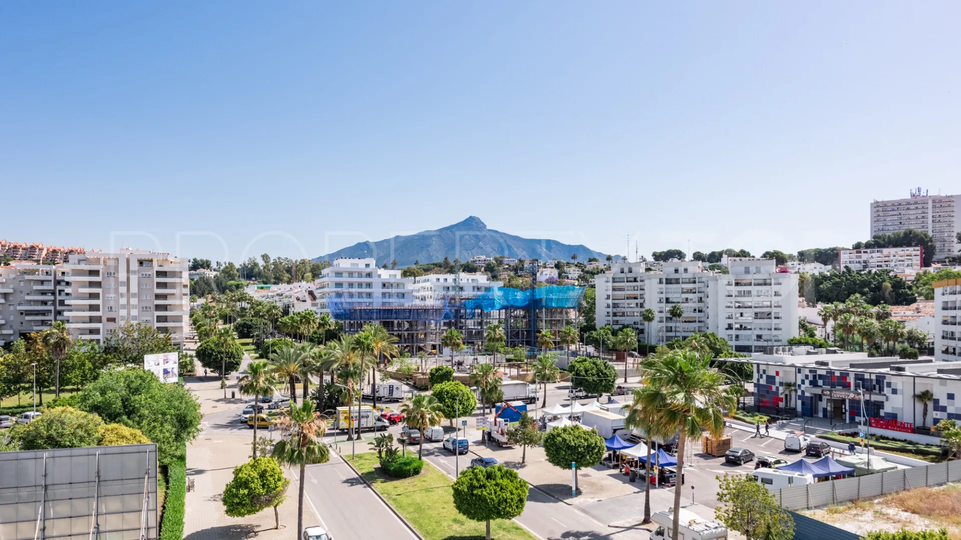For sale 3 bedrooms apartment in Nueva Andalucia