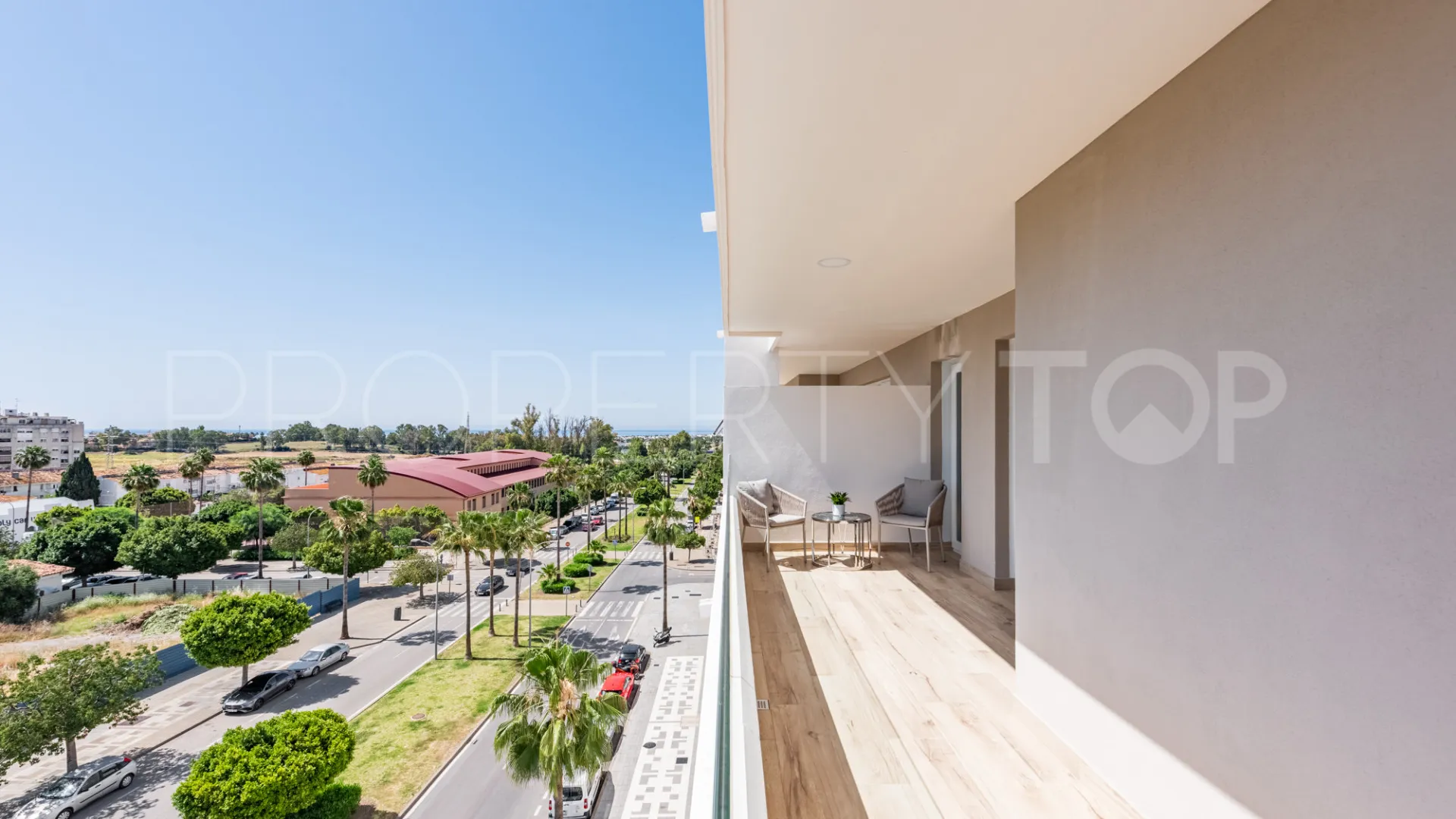 For sale 3 bedrooms apartment in Nueva Andalucia