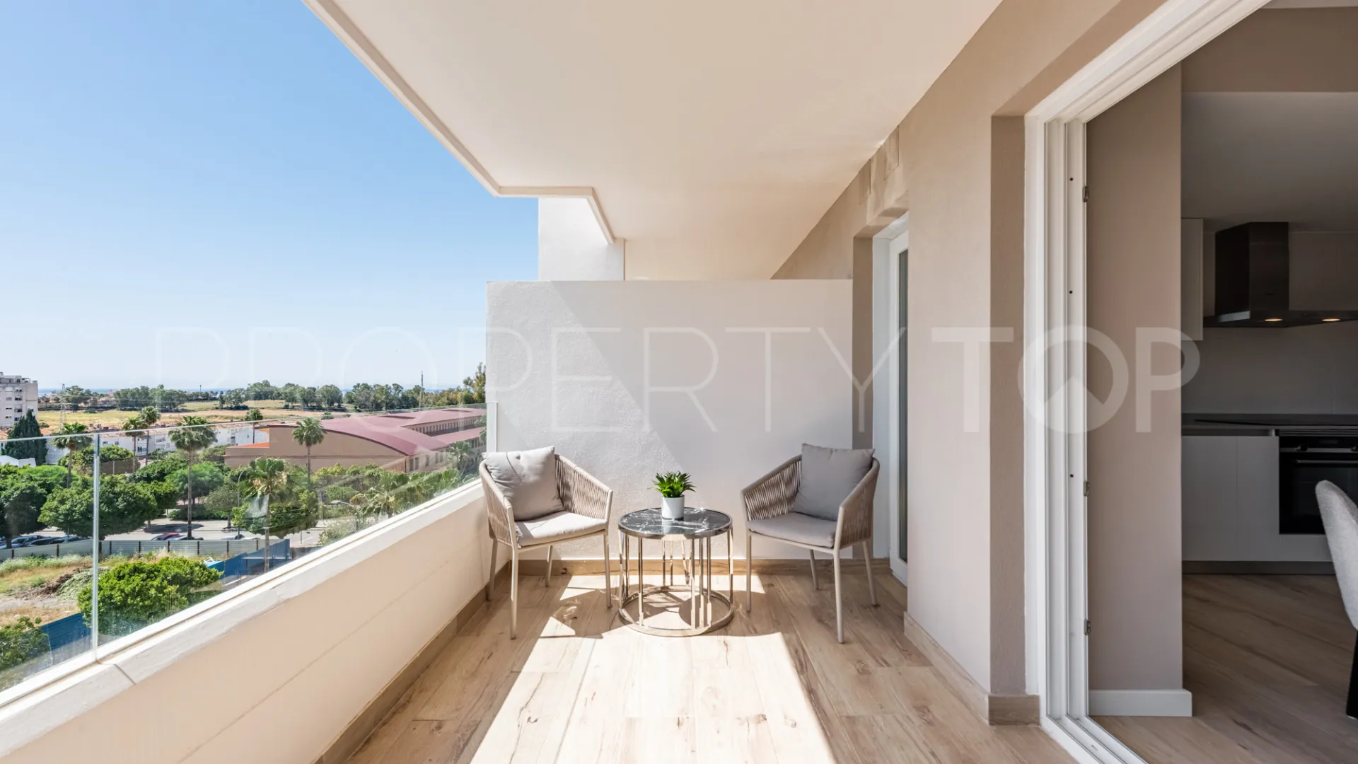 For sale 3 bedrooms apartment in Nueva Andalucia