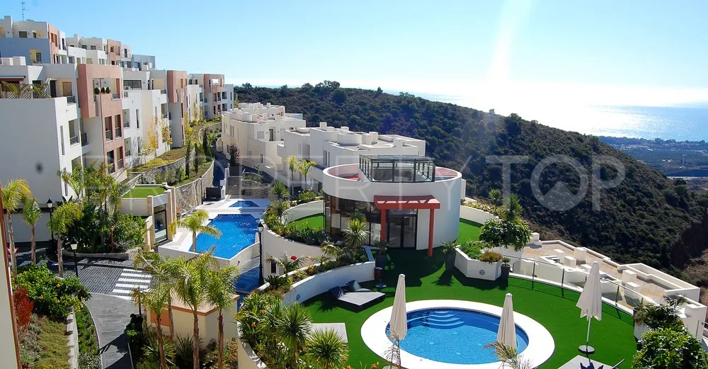 Ático en venta en Los Altos de los Monteros