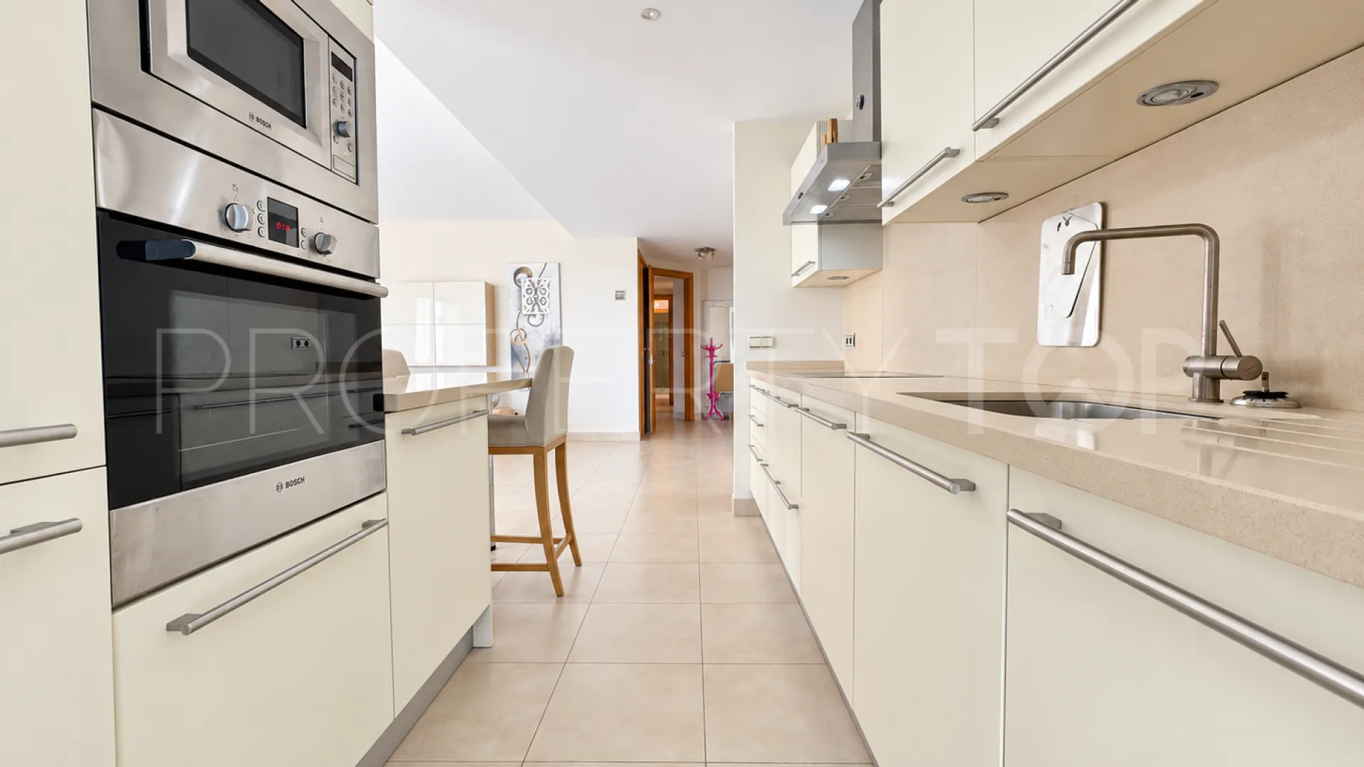 Ático en venta en Los Altos de los Monteros