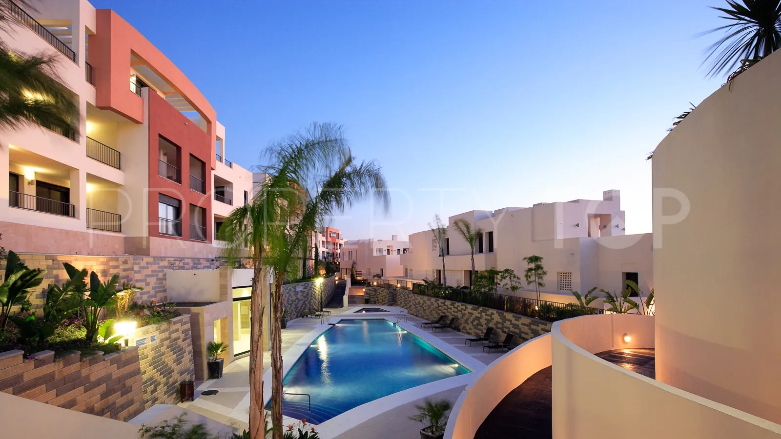 Ático en venta en Los Altos de los Monteros