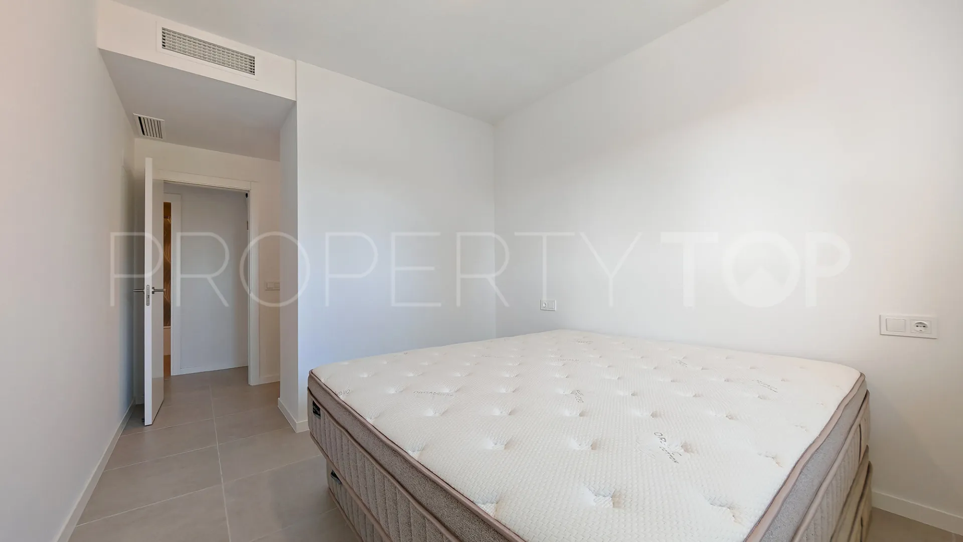 Cancelada, apartamento en venta de 2 dormitorios
