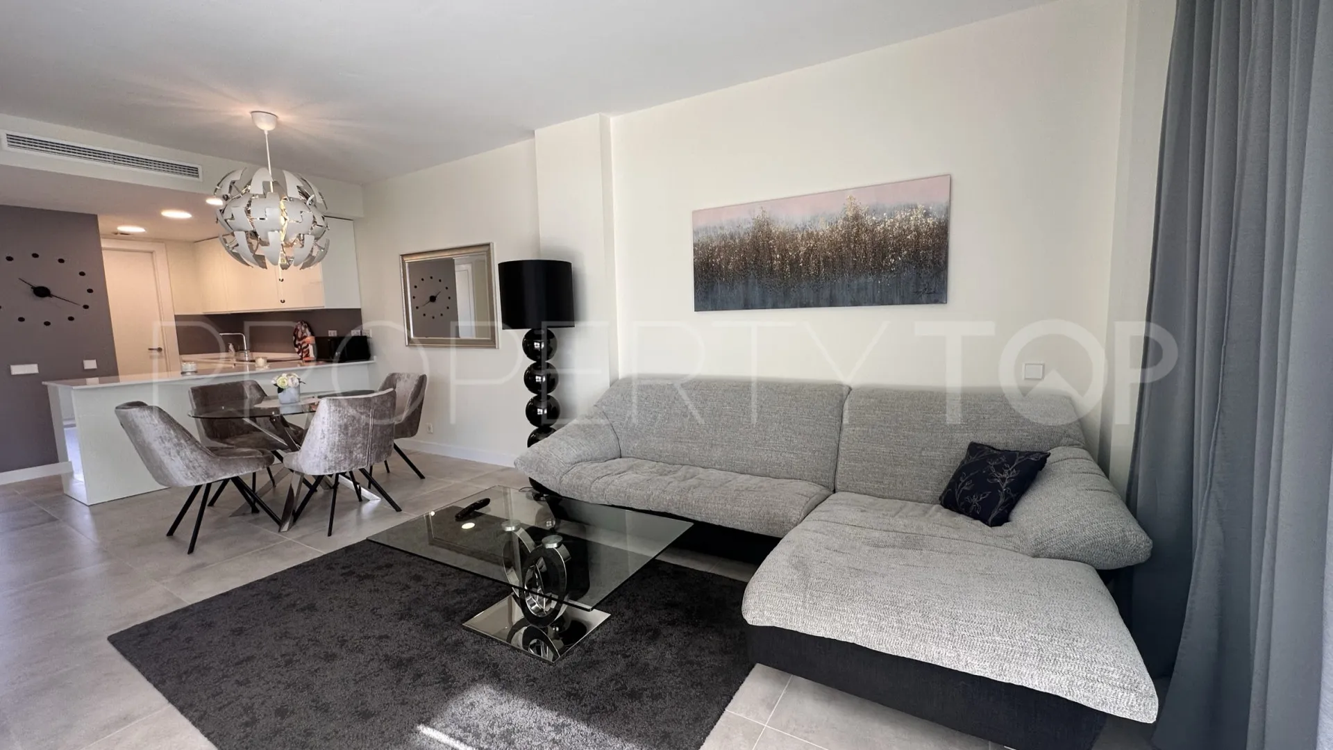 Apartamento en venta de 2 dormitorios en Selwo