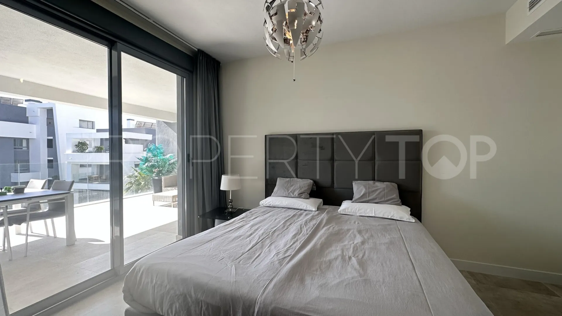 Apartamento en venta de 2 dormitorios en Selwo