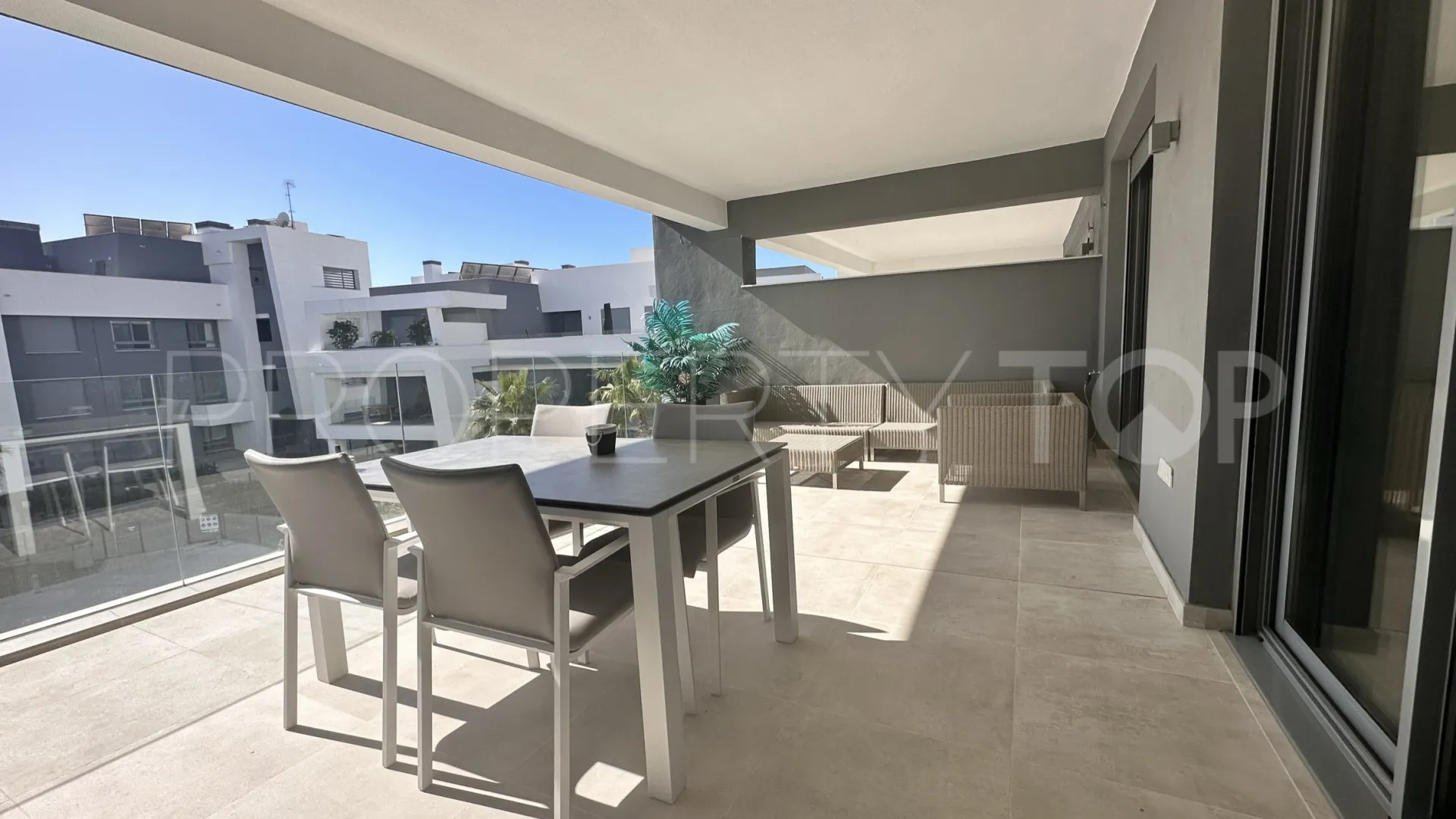 Apartamento en venta de 2 dormitorios en Selwo