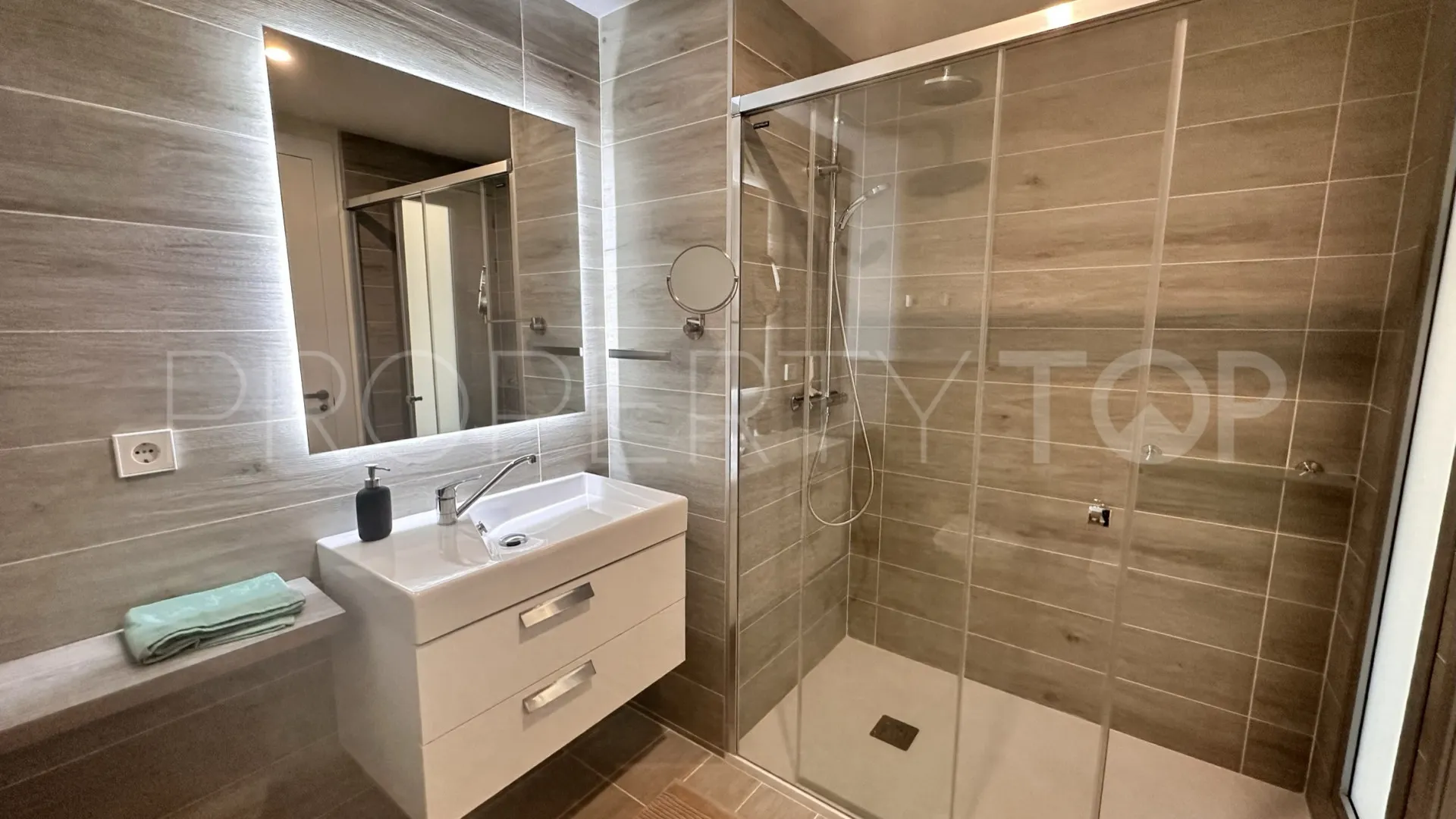 Apartamento en venta de 2 dormitorios en Selwo