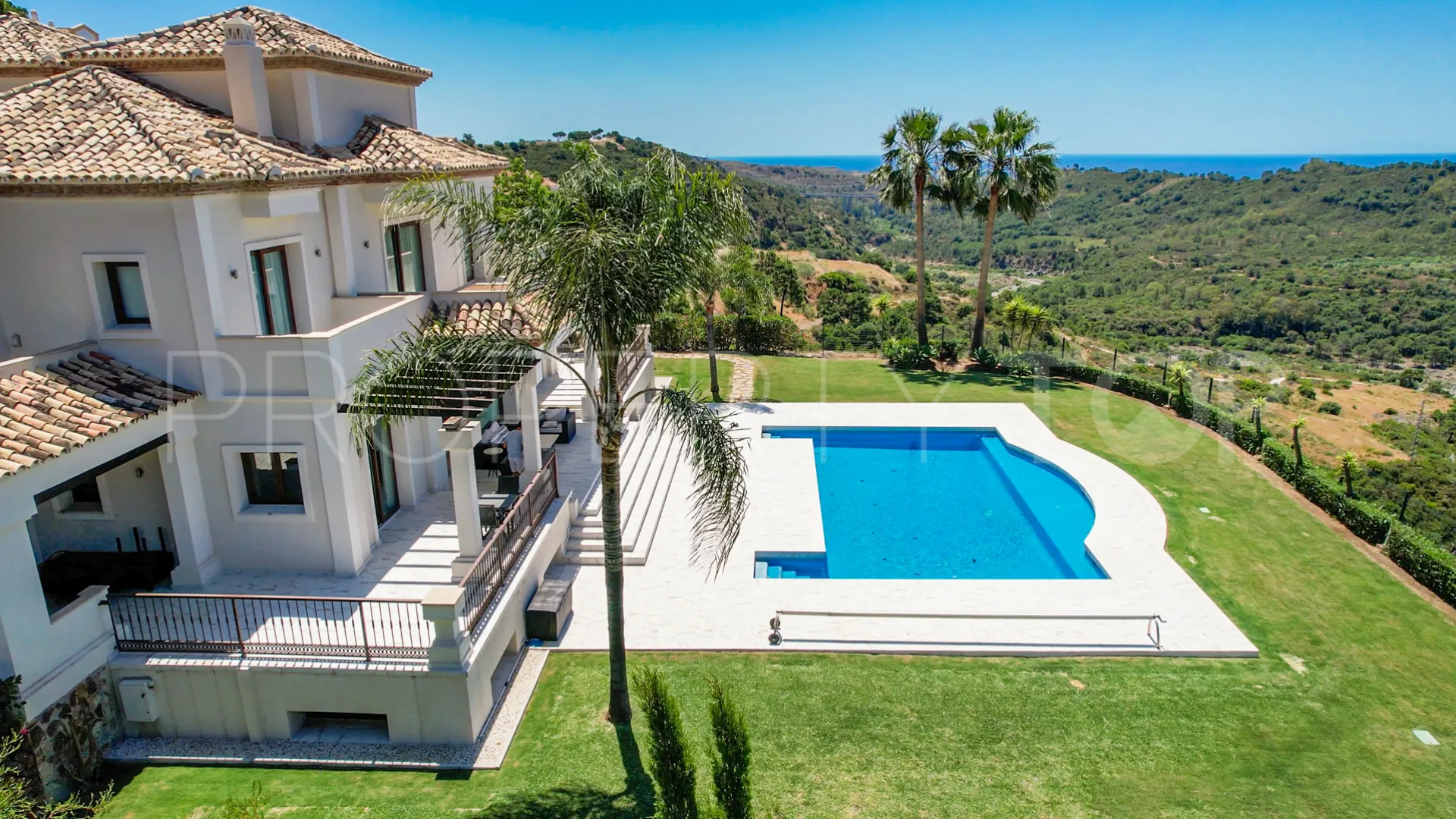 For sale Monte Mayor villa