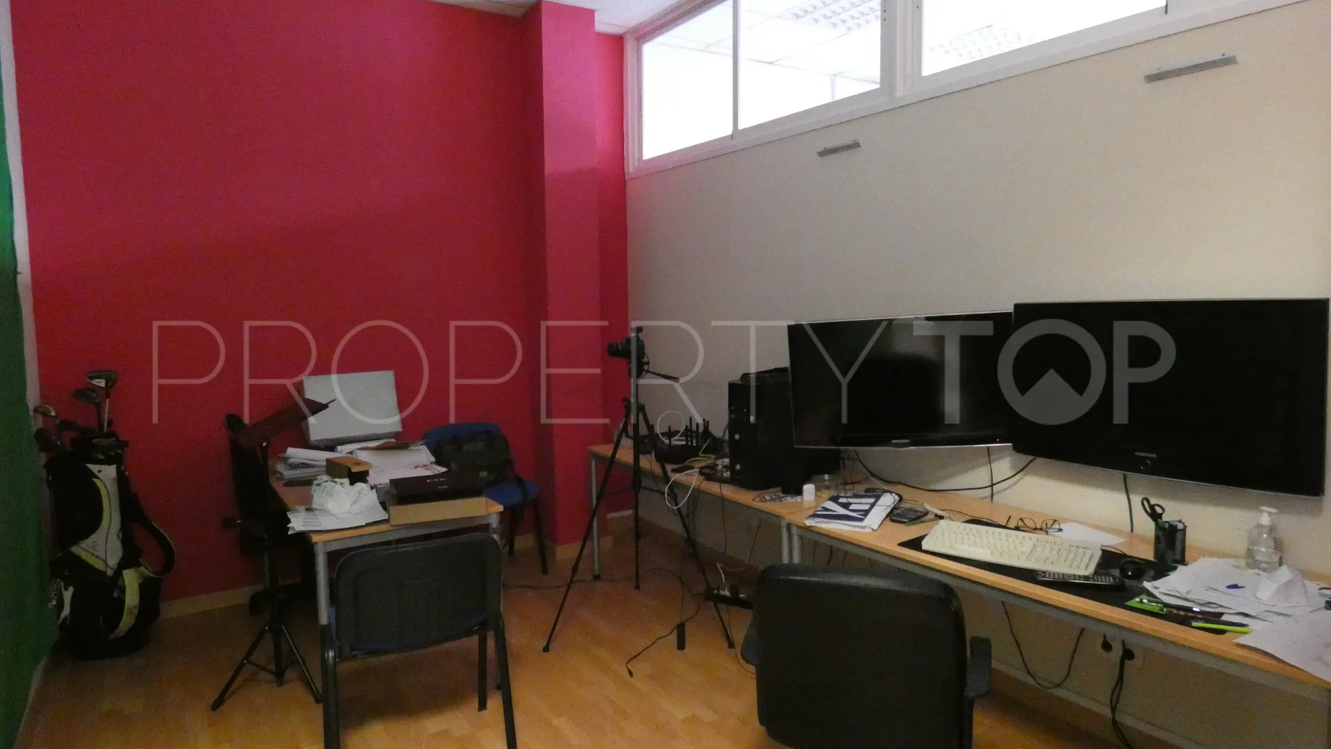 Buy Malaga - Teatinos commercial premises