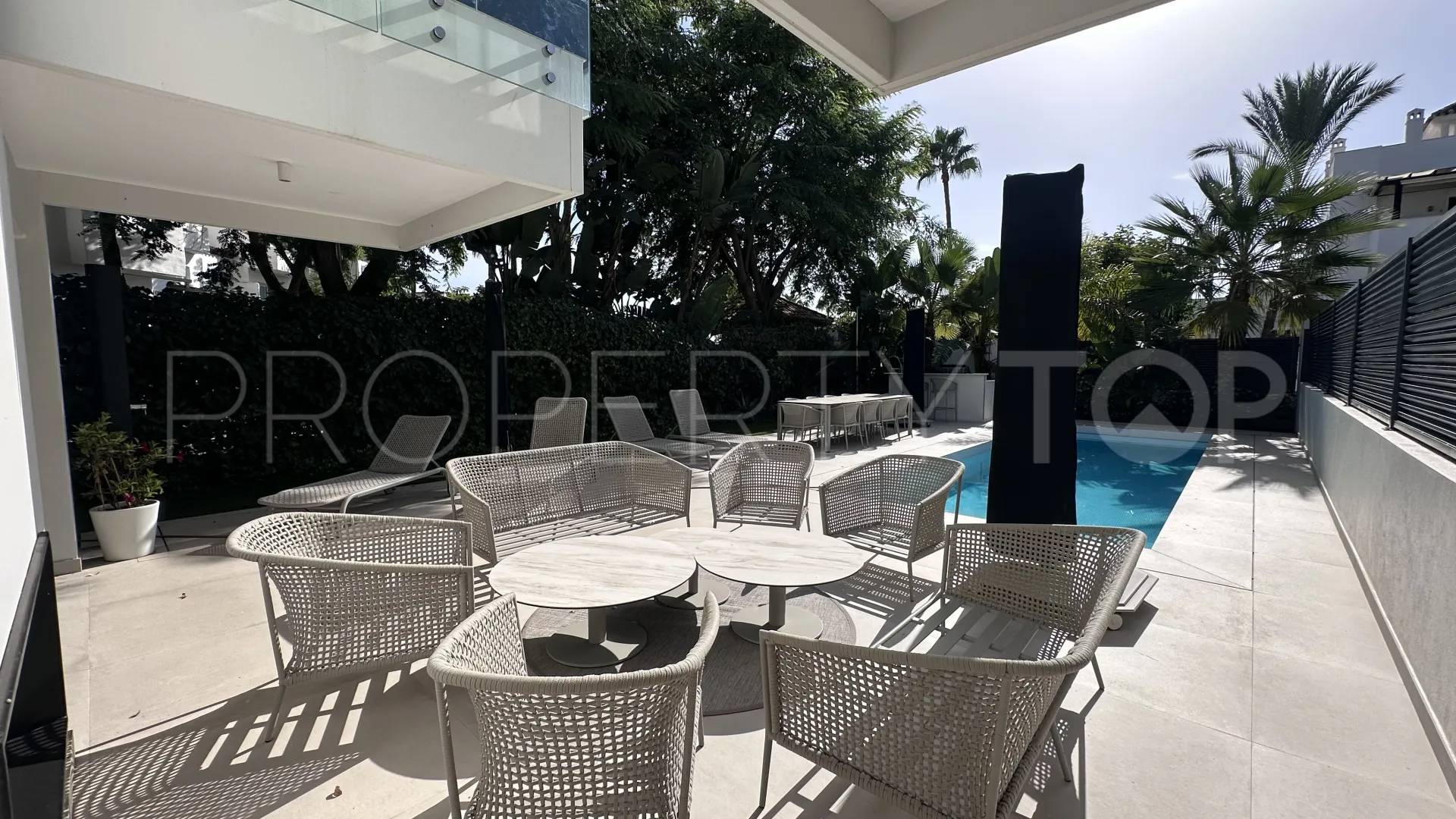 Villa for sale in Marbella - Puerto Banus