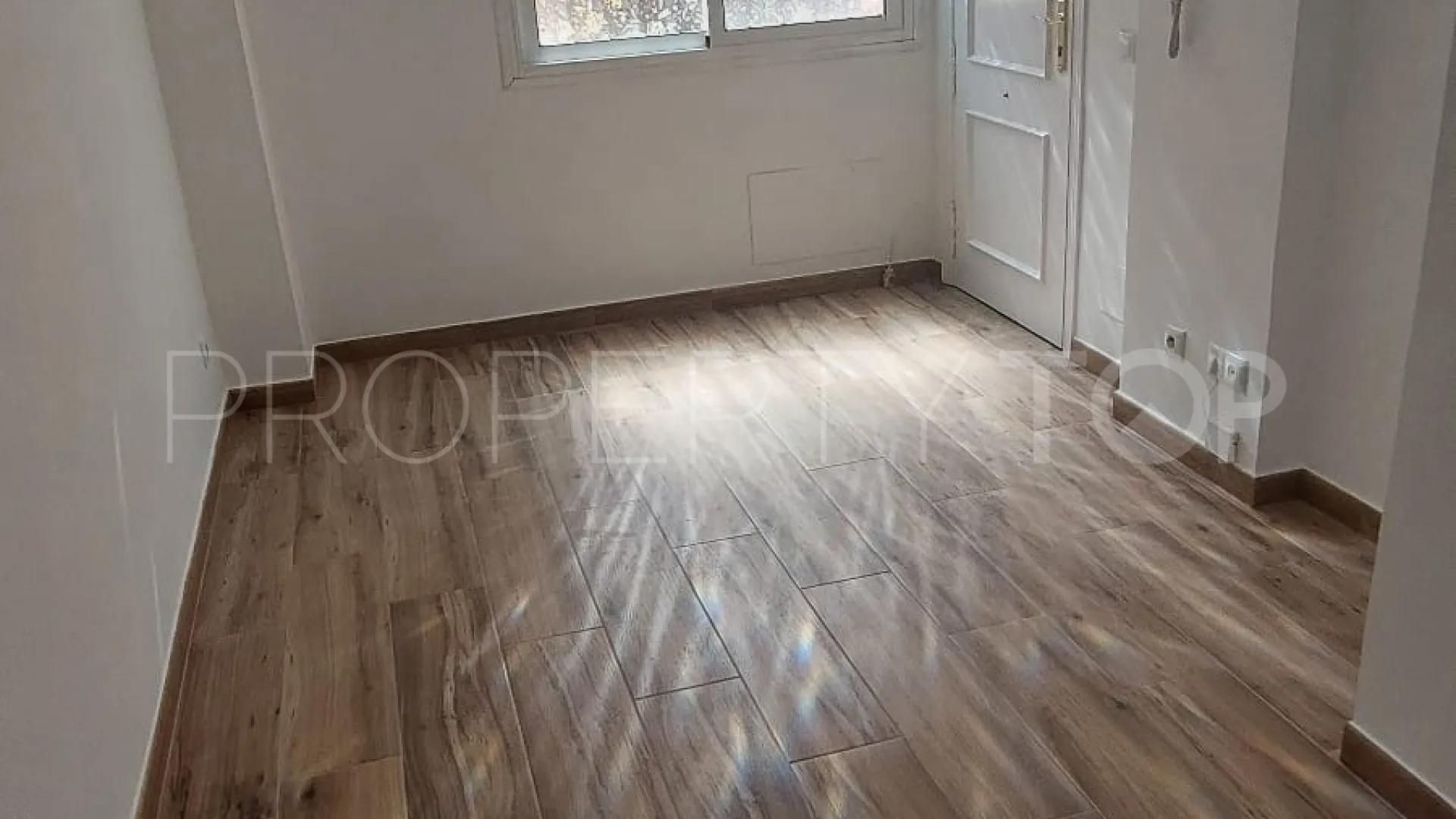 2 bedrooms ground floor apartment in Las Lagunas for sale