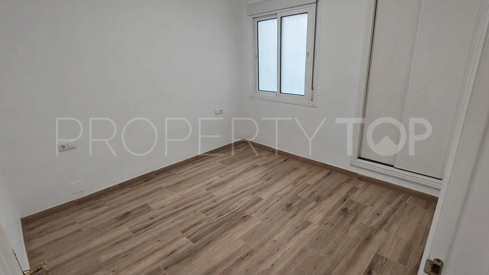 2 bedrooms ground floor apartment in Las Lagunas for sale