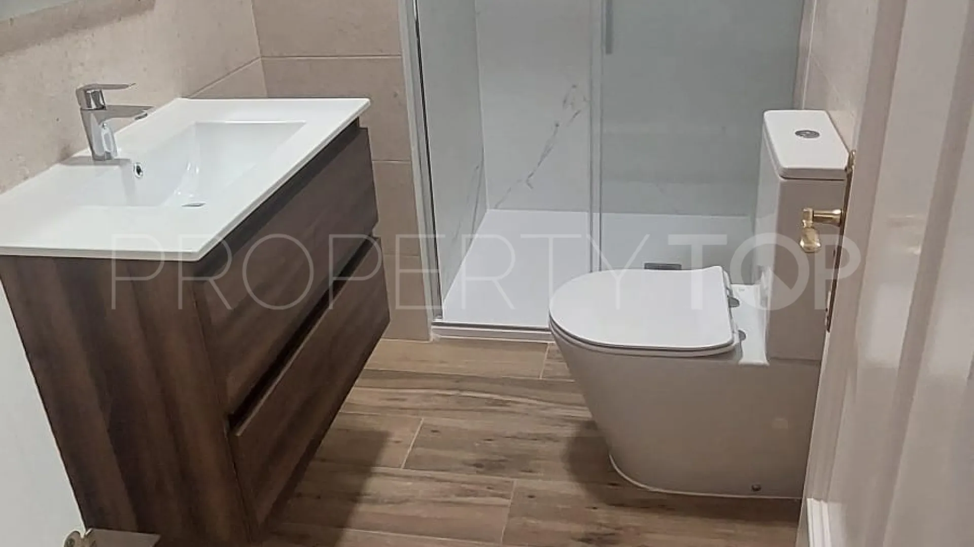 2 bedrooms ground floor apartment in Las Lagunas for sale