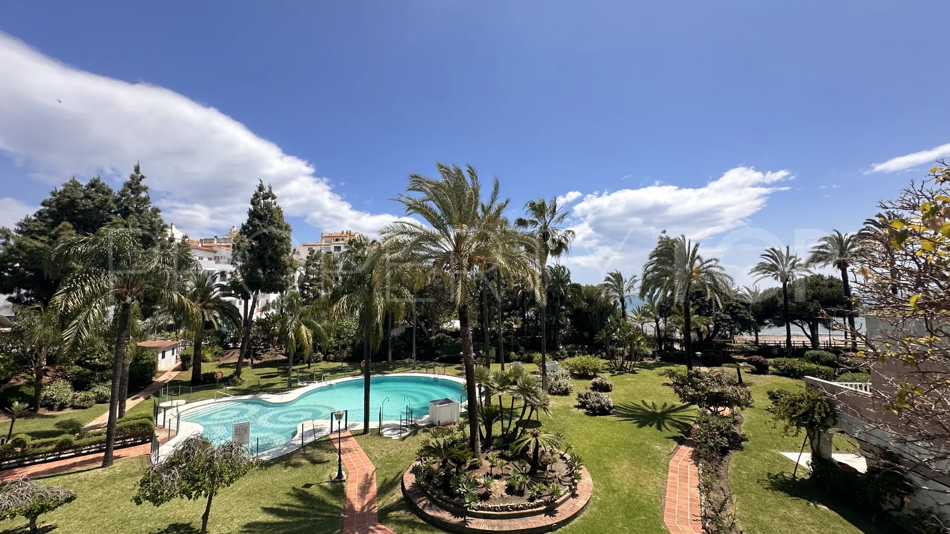 For sale apartment in Marbella - Puerto Banus
