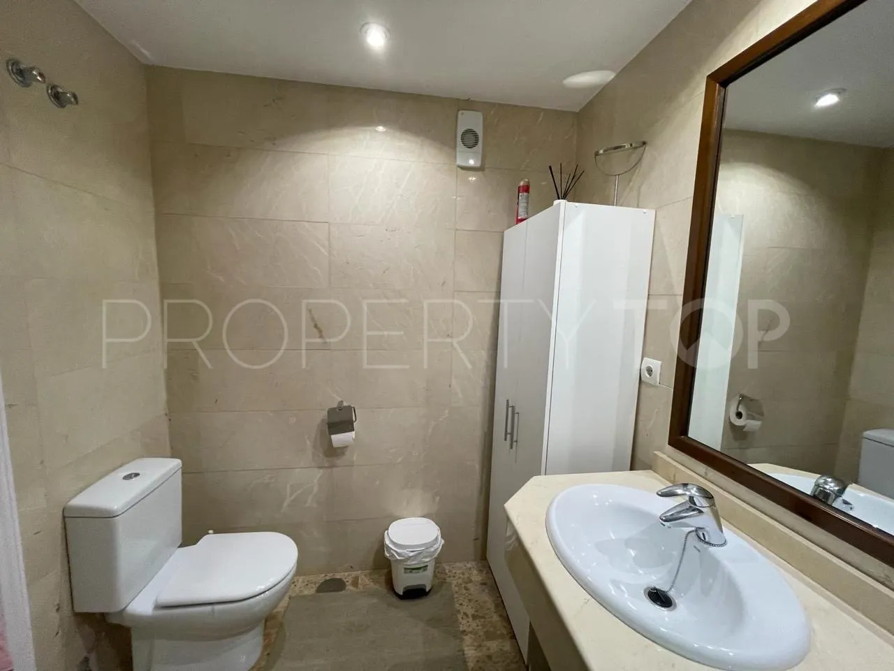 Apartment in Los Jazmines for sale