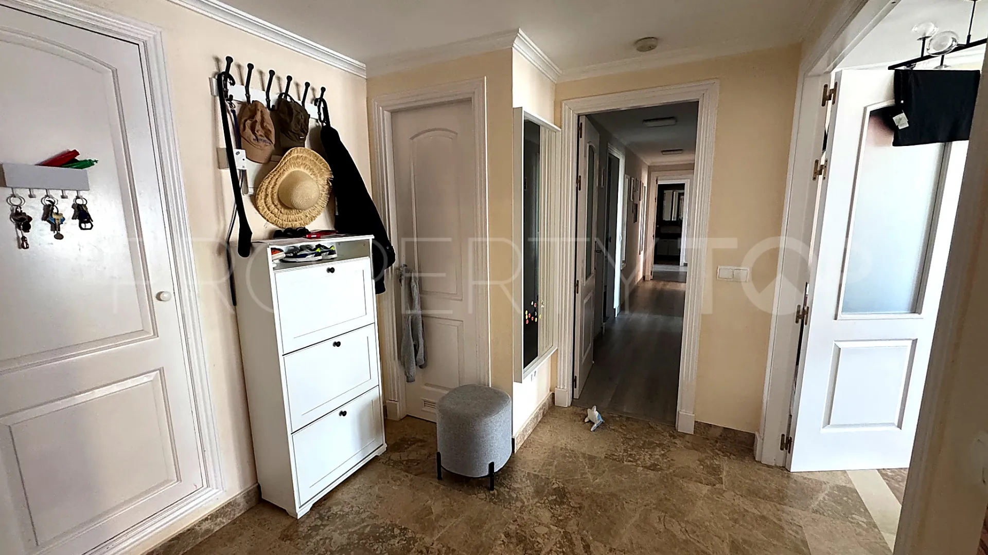 Apartment in Los Jazmines for sale