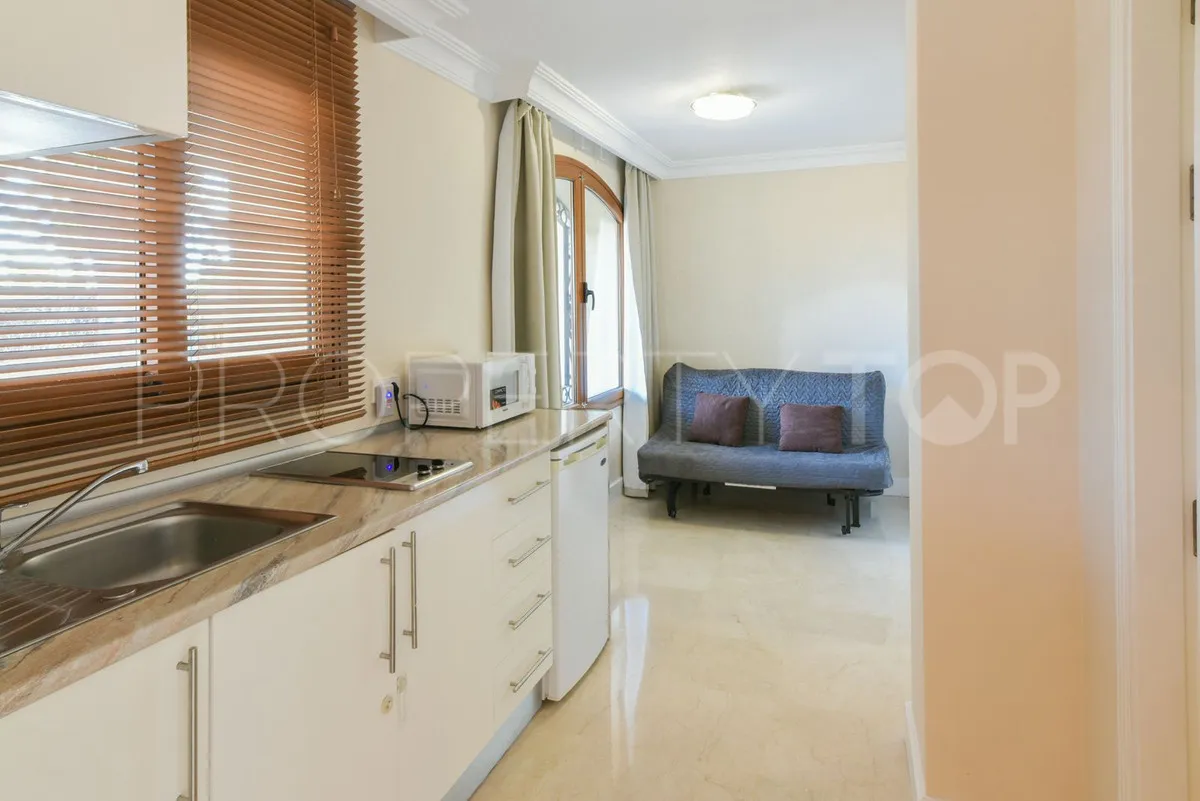 Rio Real villa for sale