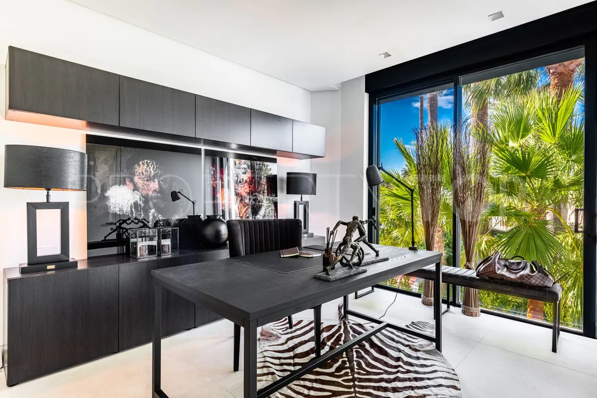 Marbella Golden Mile, villa de 5 dormitorios en venta