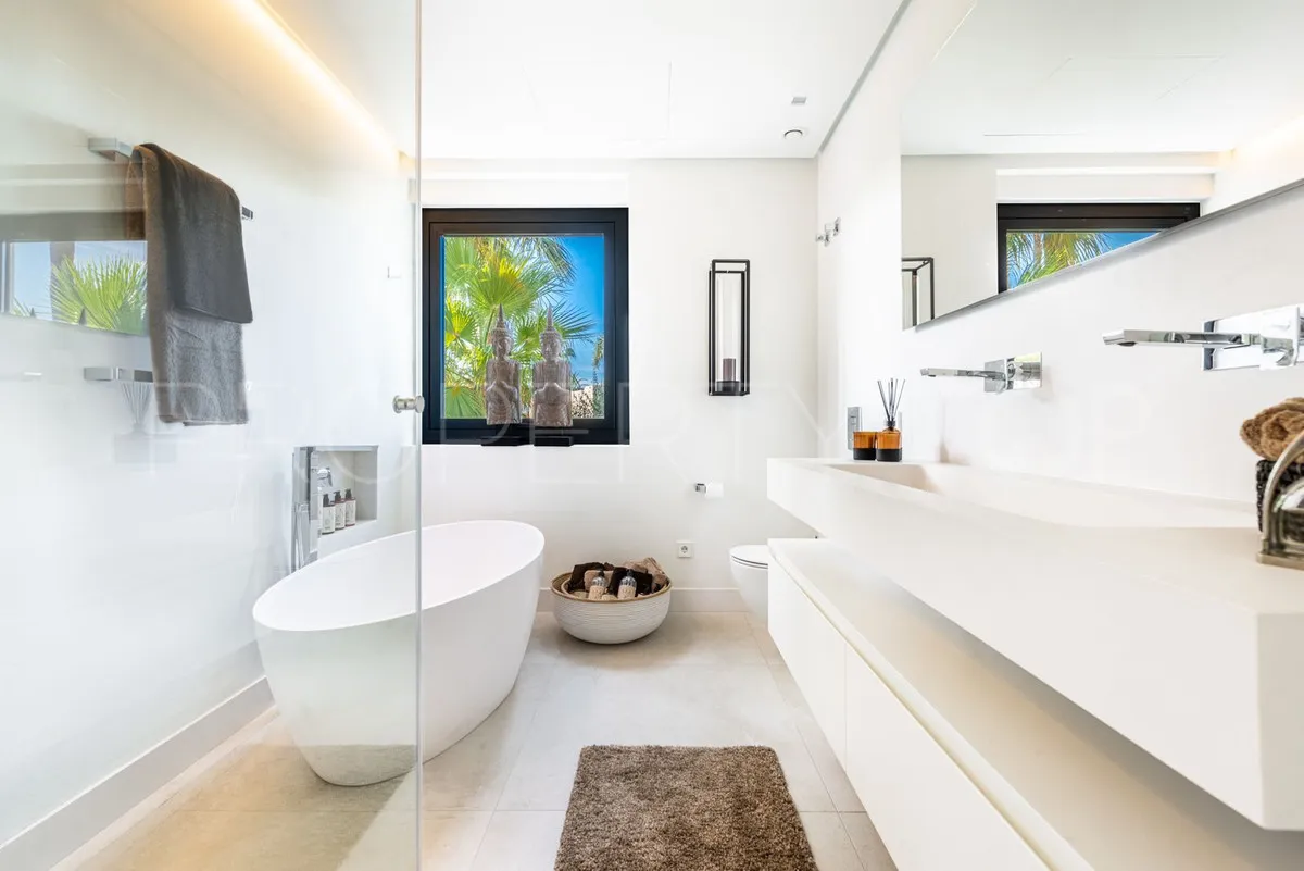 Marbella Golden Mile, villa de 5 dormitorios en venta