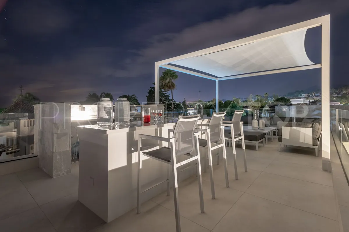 Marbella Golden Mile, villa de 5 dormitorios en venta