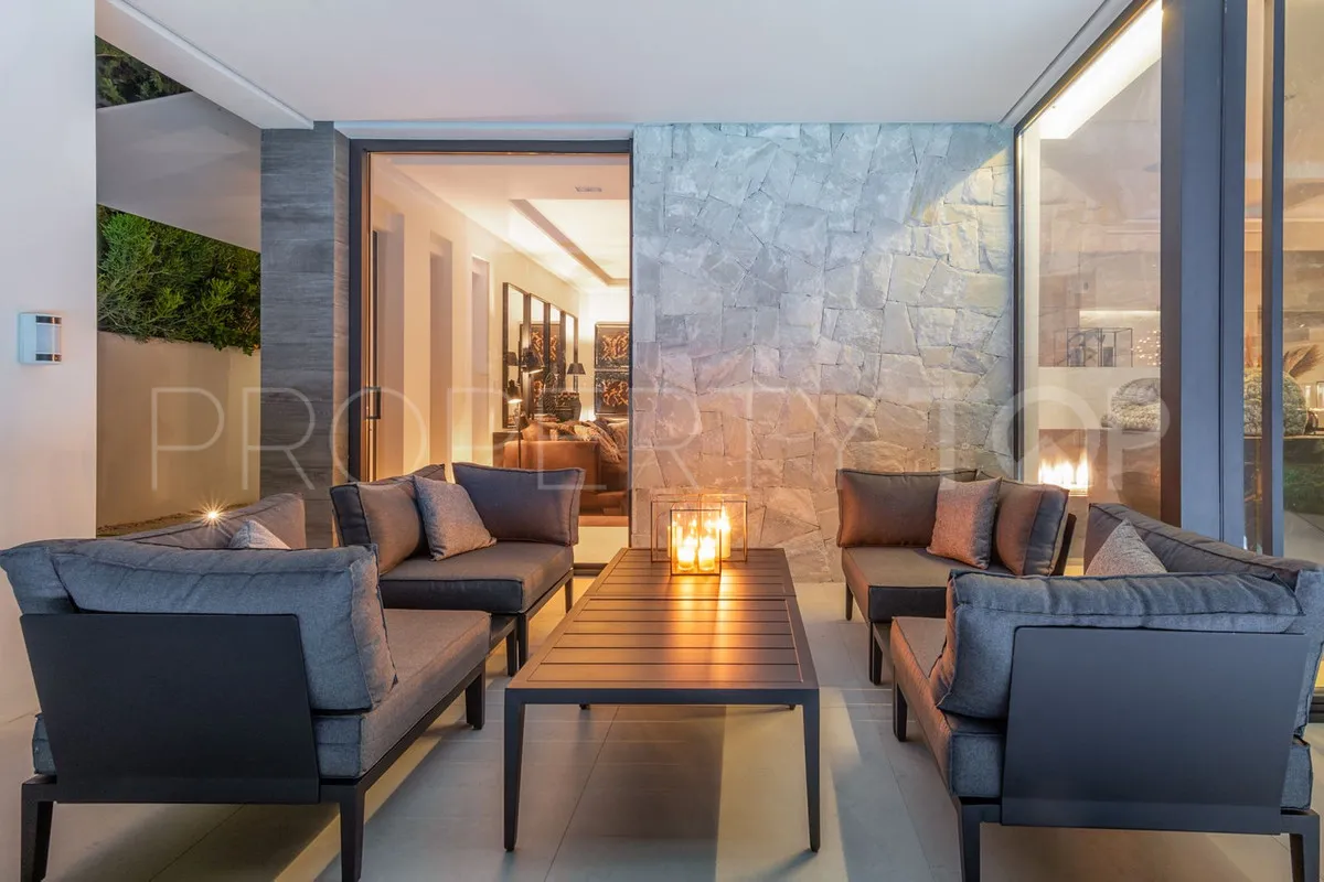 Marbella Golden Mile, villa de 5 dormitorios en venta