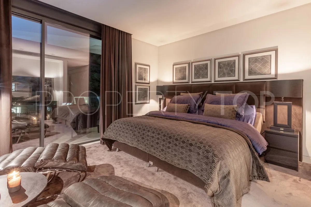 Marbella Golden Mile, villa de 5 dormitorios en venta
