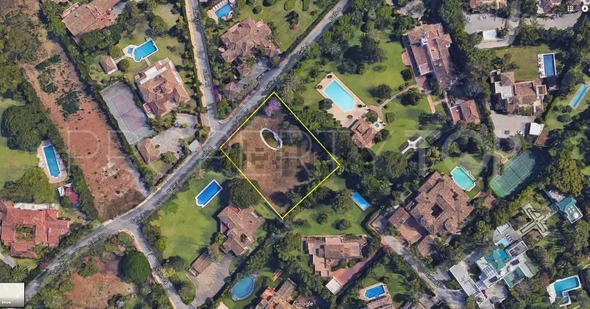 Parcela residencial a la venta en Guadalmina Baja