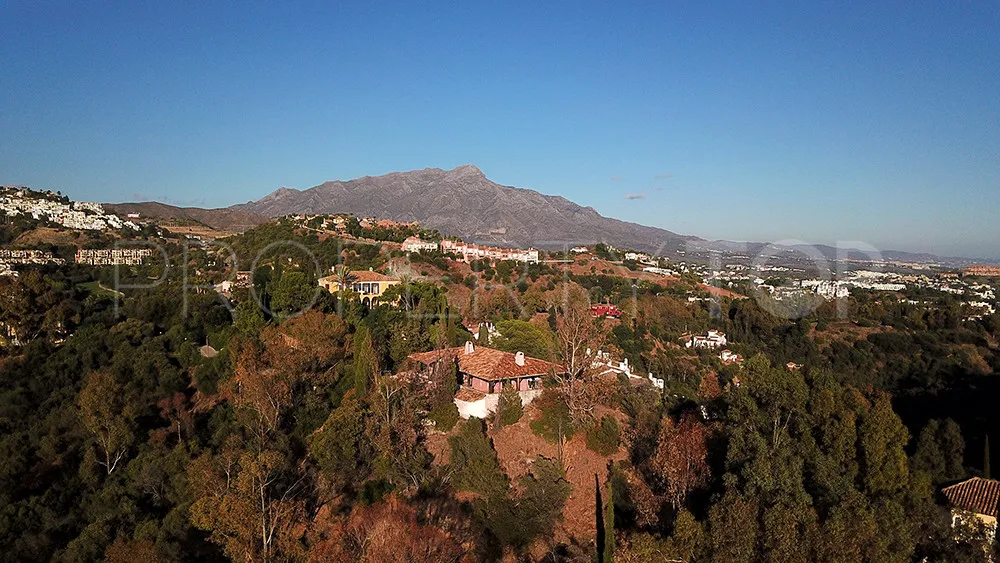 Villa a la venta de 5 dormitorios en Benahavis