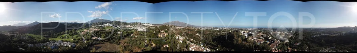 Villa a la venta de 5 dormitorios en Benahavis
