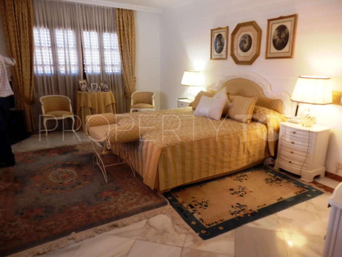 Villa en venta en Guadalmina Alta