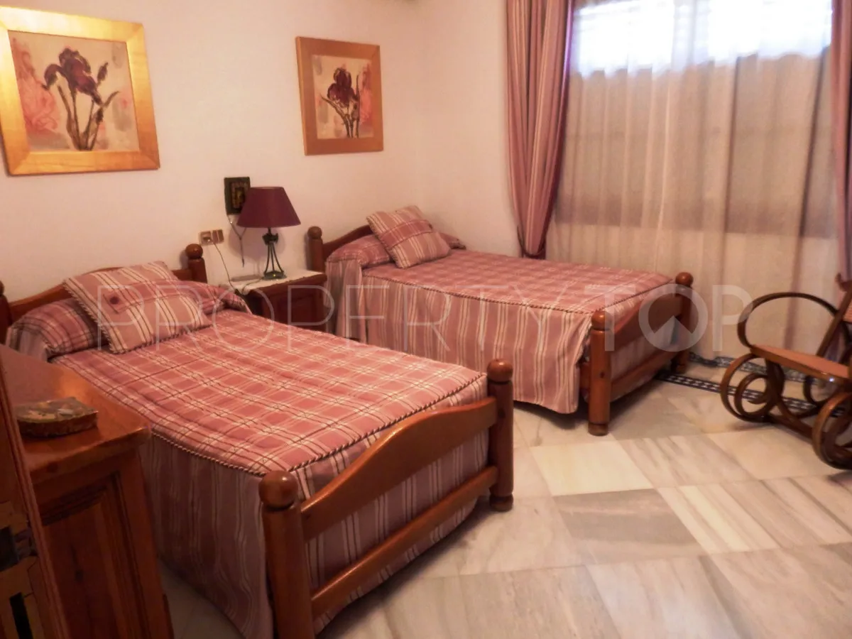 Villa en venta en Guadalmina Alta