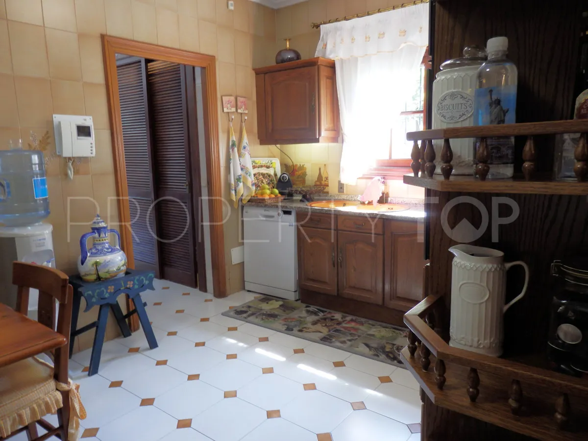 Villa en venta en Guadalmina Alta