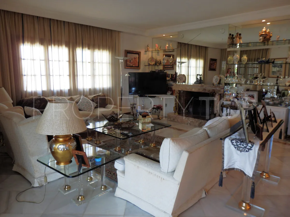 Villa en venta en Guadalmina Alta