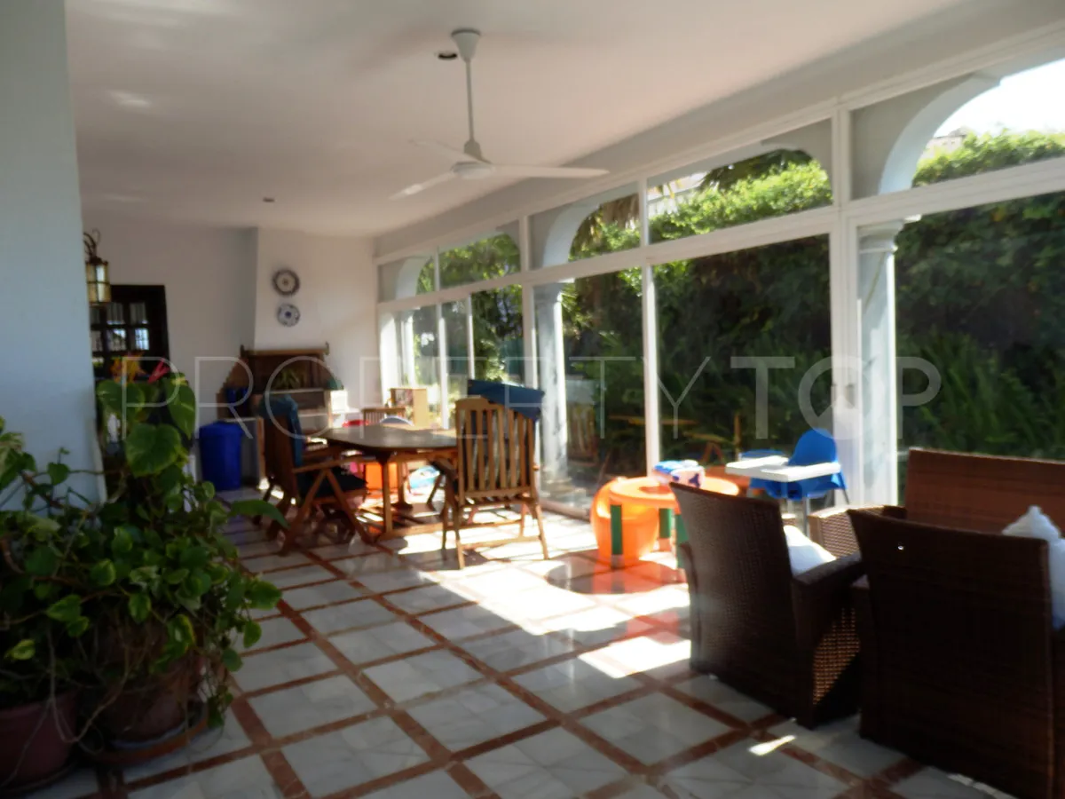 Villa en venta en Guadalmina Alta